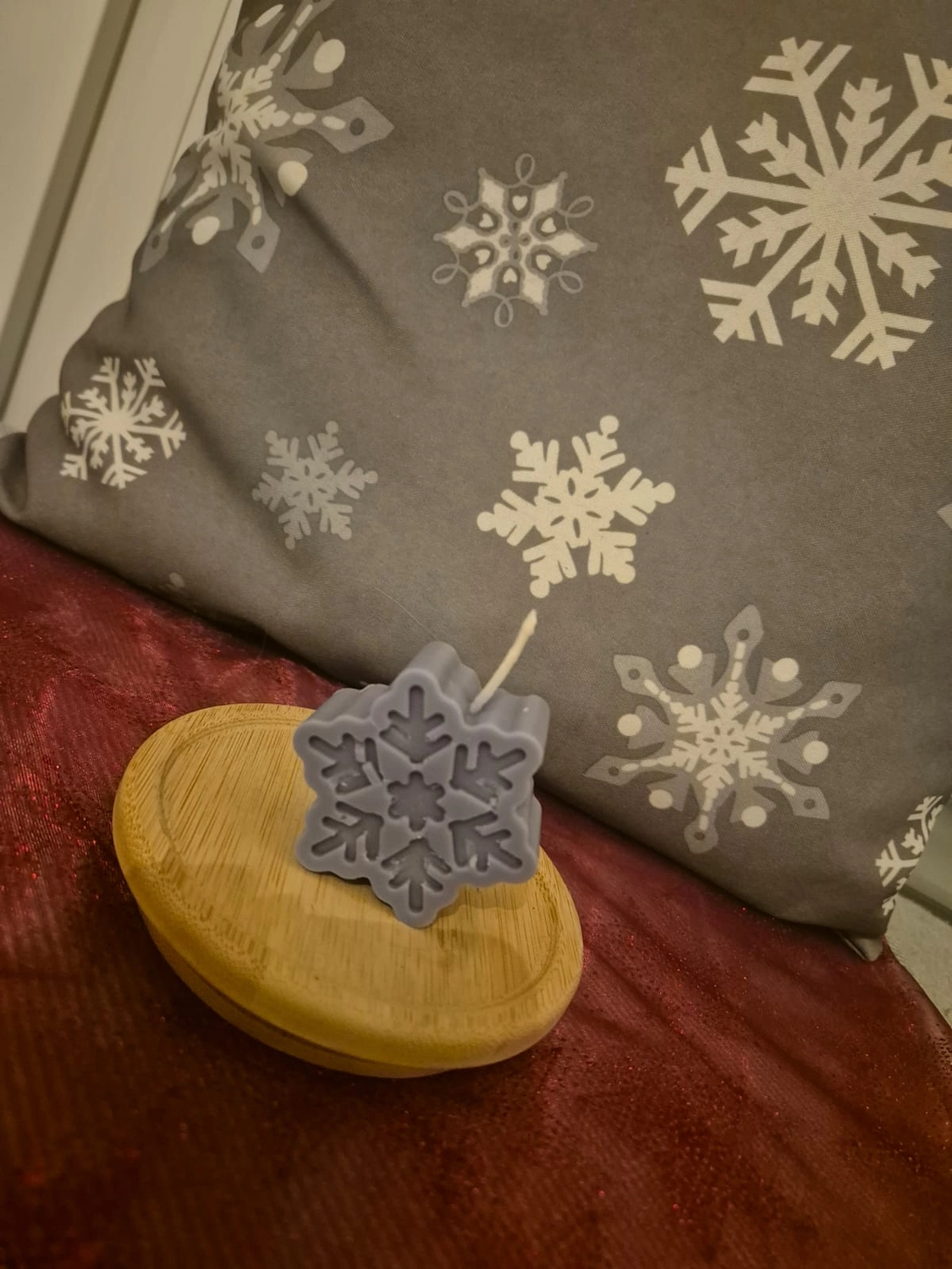 Queen of Angels - Spirituelle Lebensberatung & Duftkerzenverkauf - Duftkerze Schneeflockenform